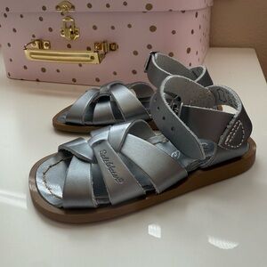 Saltwater Little Girls Sandals / Silver / New / No Box